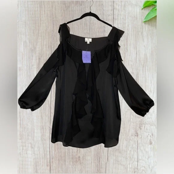 NWT Hot in Hollywood Solid Black Cold Shoulder Blouse Size 1X‎ - Picture 2 of 7